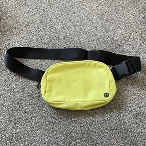 Lululemon | Highlighter Yellow Fanny Pack